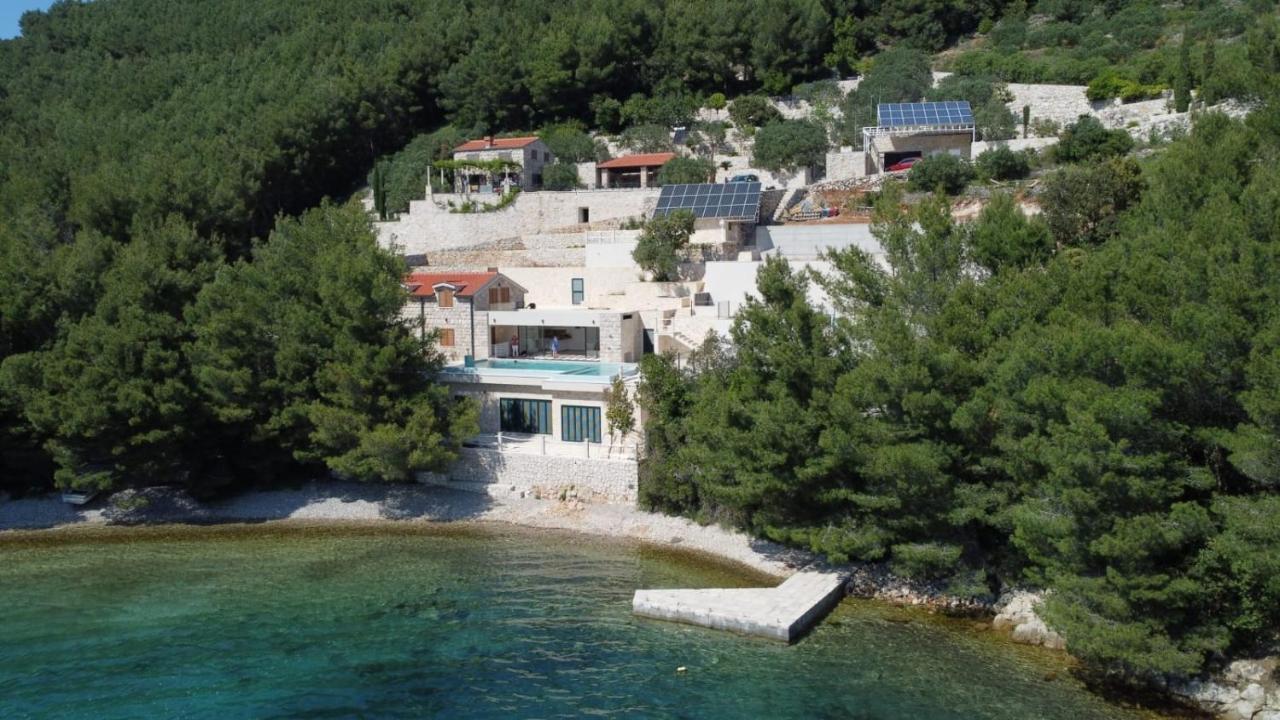 Beachfront Villa Brulupes In Secluded Bay Konstari Exterior foto